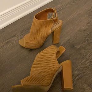 Thick Heel Sandal